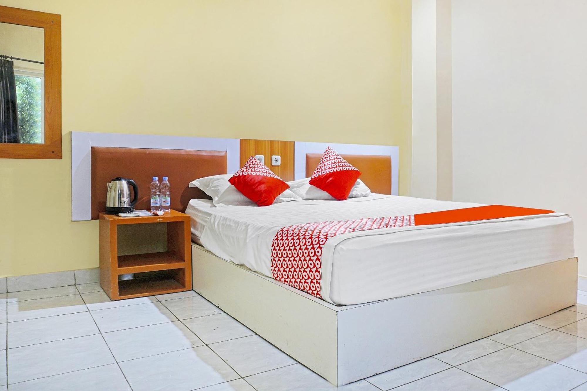 Collection O 91331 Hotel Grand Saota Soppeng Lalabata 外观 照片