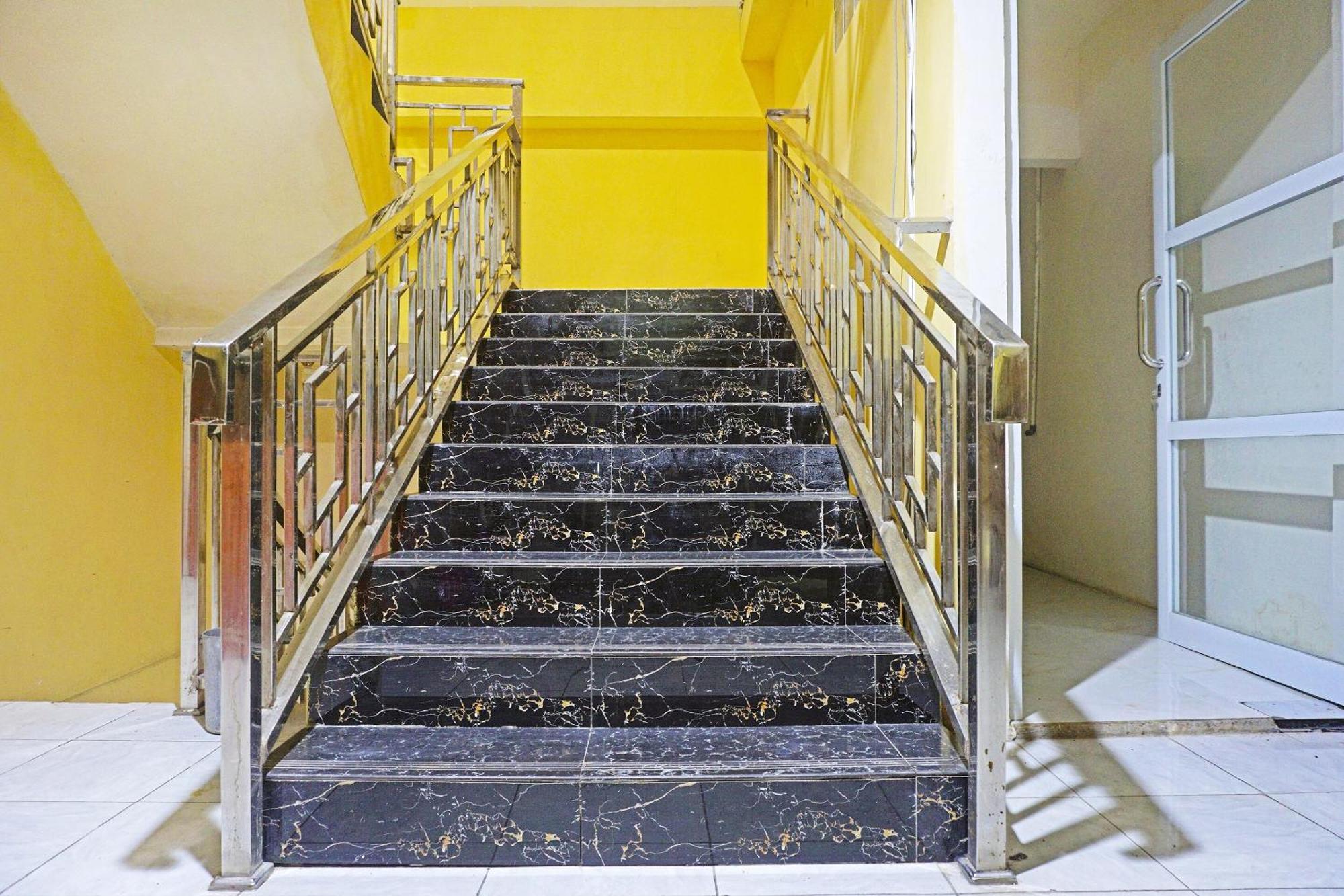 Collection O 91331 Hotel Grand Saota Soppeng Lalabata 外观 照片